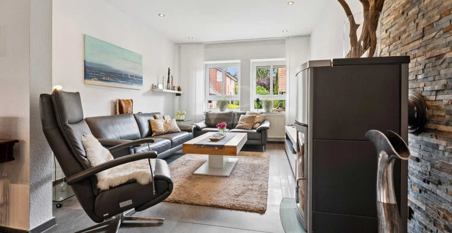 Wohnbereich mit Kaminanlage