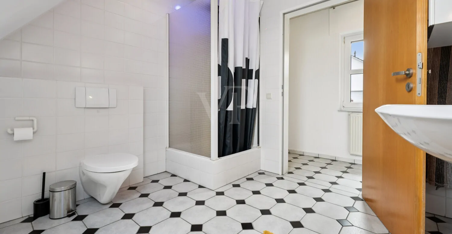 Badezimmer DG