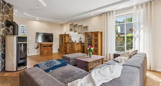 von_poll_real_estate_property_25150020_image_5