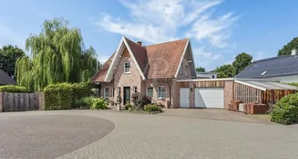 von_poll_real_estate_property_25150020_image_2