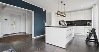 von_poll_real_estate_property_25159015_image_8