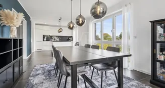 von_poll_real_estate_property_25159015_image_0