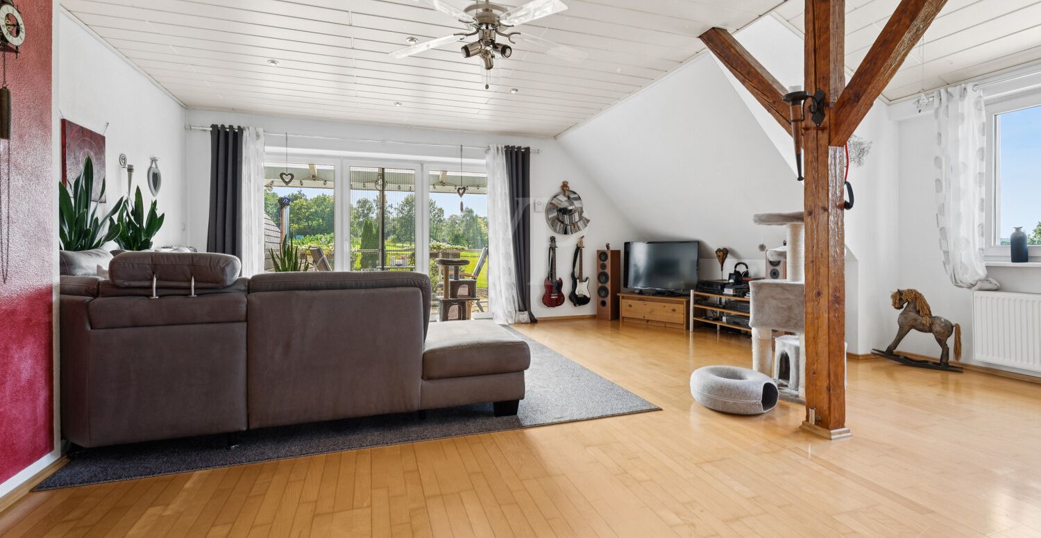 Wohnzimmer DG WE II