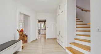 von_poll_real_estate_property_25159012_1_image_9