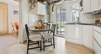 von_poll_real_estate_property_25159012_1_image_14