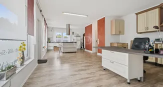 von_poll_real_estate_property_25159012_1_image_17