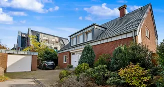 von_poll_real_estate_property_25150031_image_1