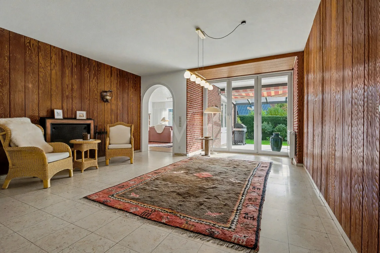 EG Großzügiges Kaminzimmer