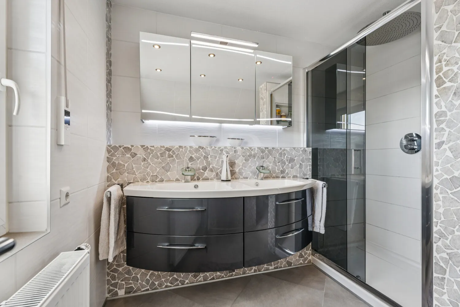 Badezimmer DG