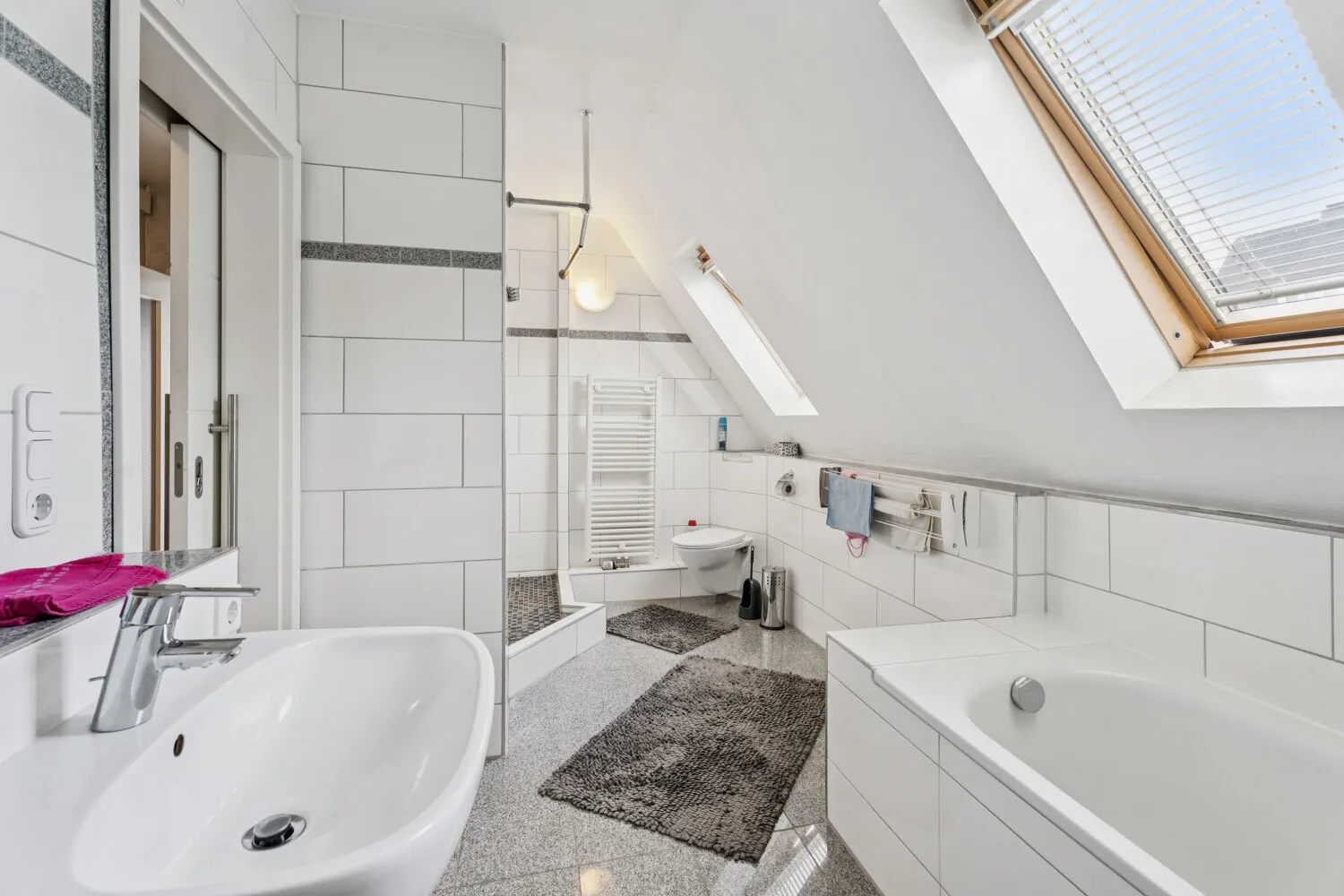 Badezimmer DG