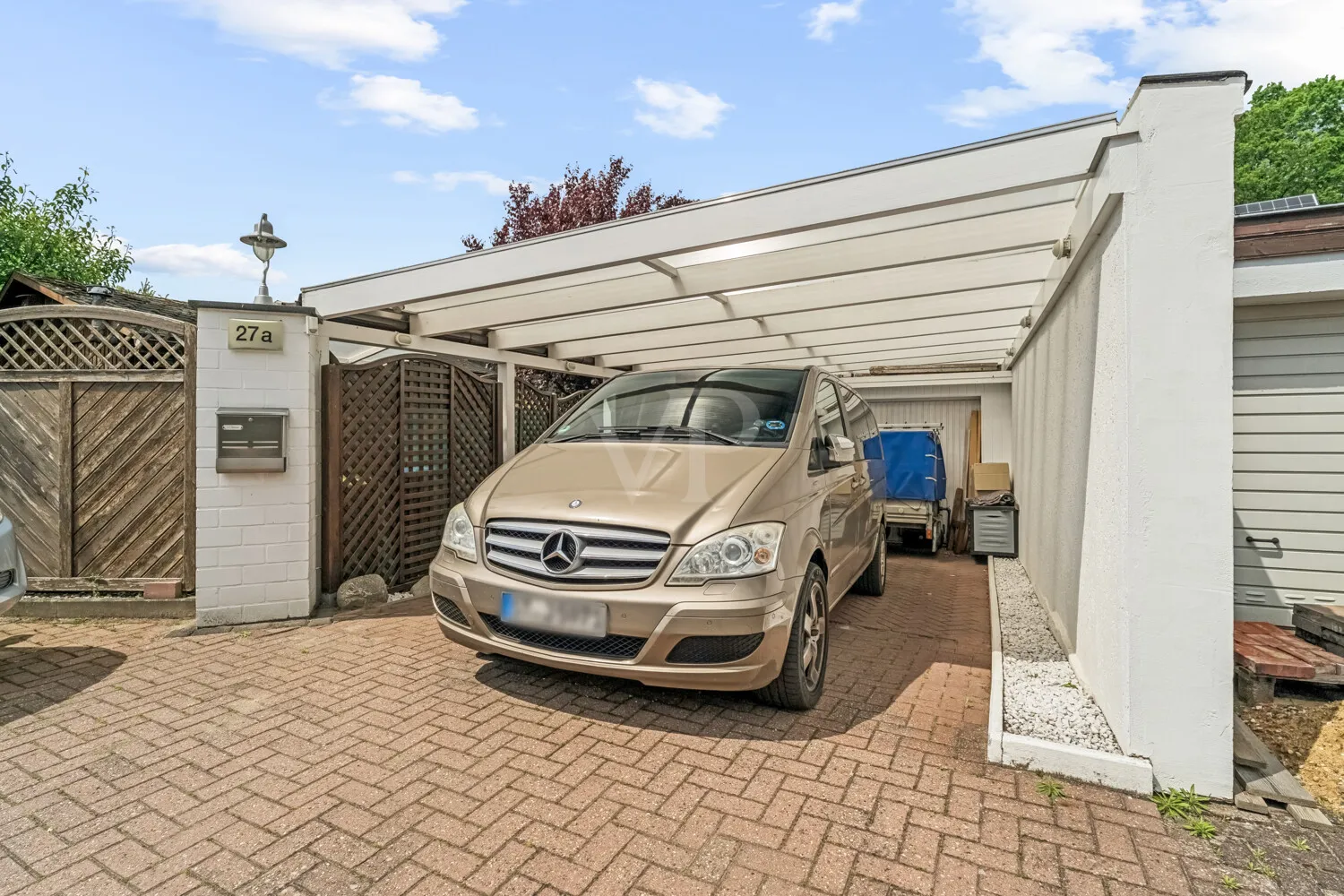 Carport