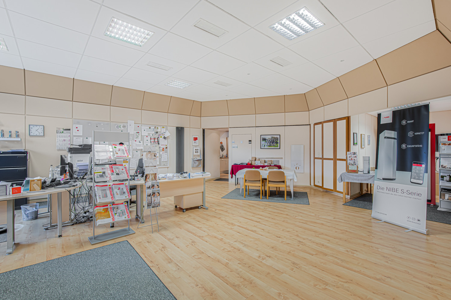 Büro & Ausstellungsfläche