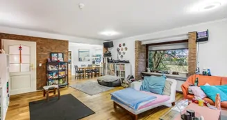 von_poll_real_estate_property_25053156_image_1