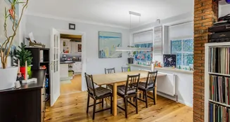 von_poll_real_estate_property_25053156_image_2