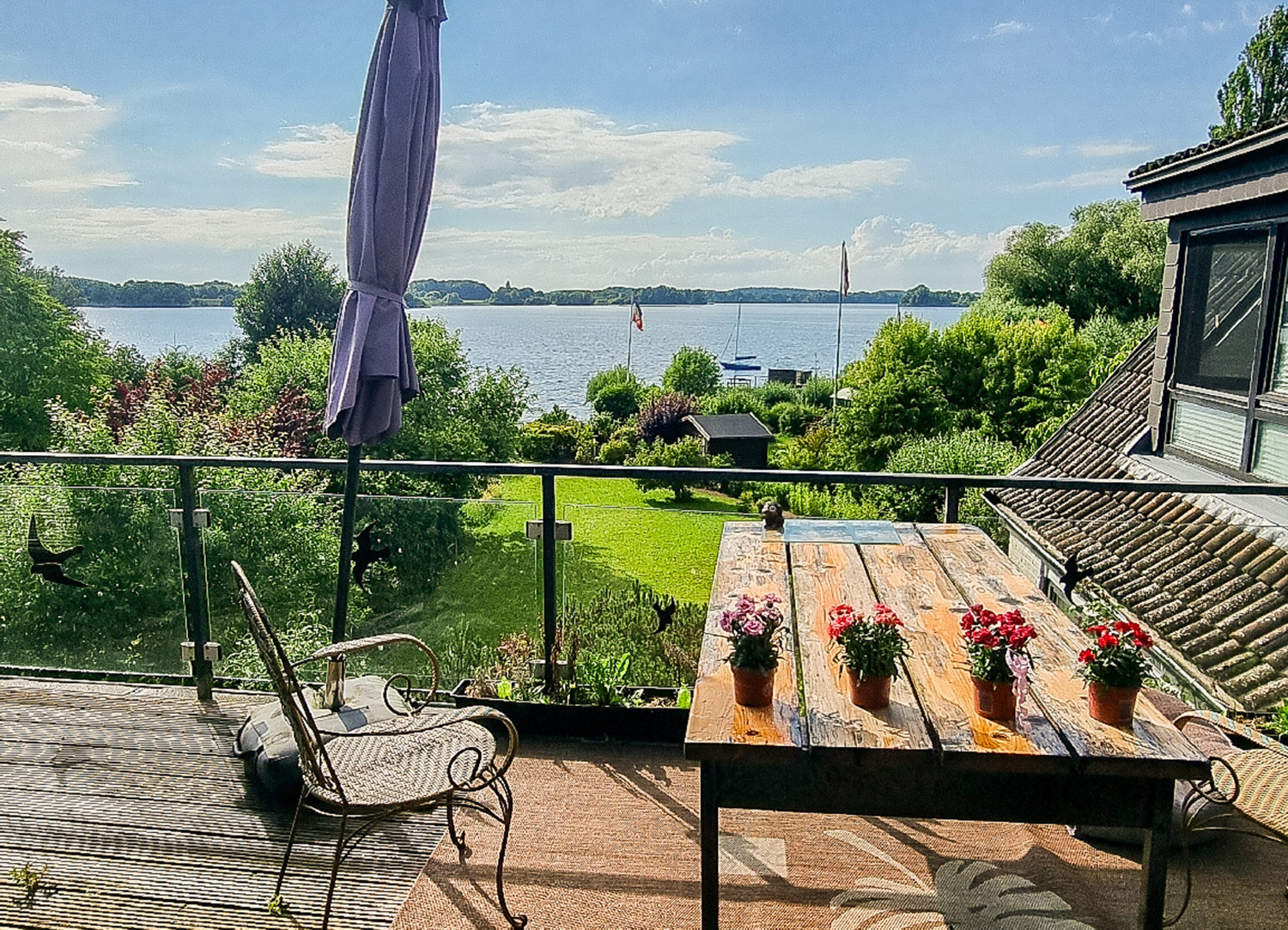 Dachterrasse mit Seeblick