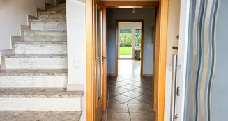 von_poll_real_estate_property_25053134_image_1