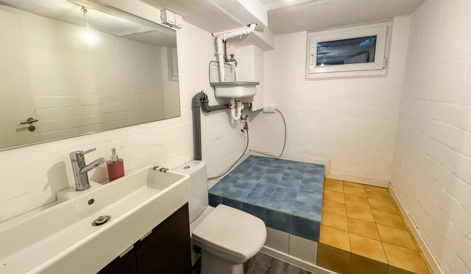 Eigener Hauswirtschaftsraum im Keller