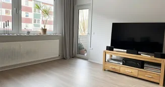 von_poll_real_estate_property_26053006_image_1