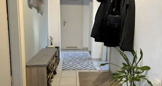 von_poll_real_estate_property_26053006_image_2