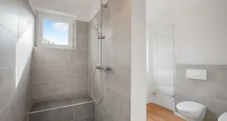 von_poll_real_estate_property_25053024_image_8