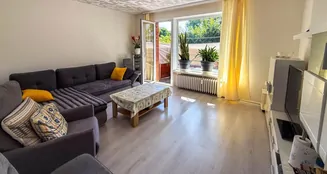 von_poll_real_estate_property_25053095_image_0