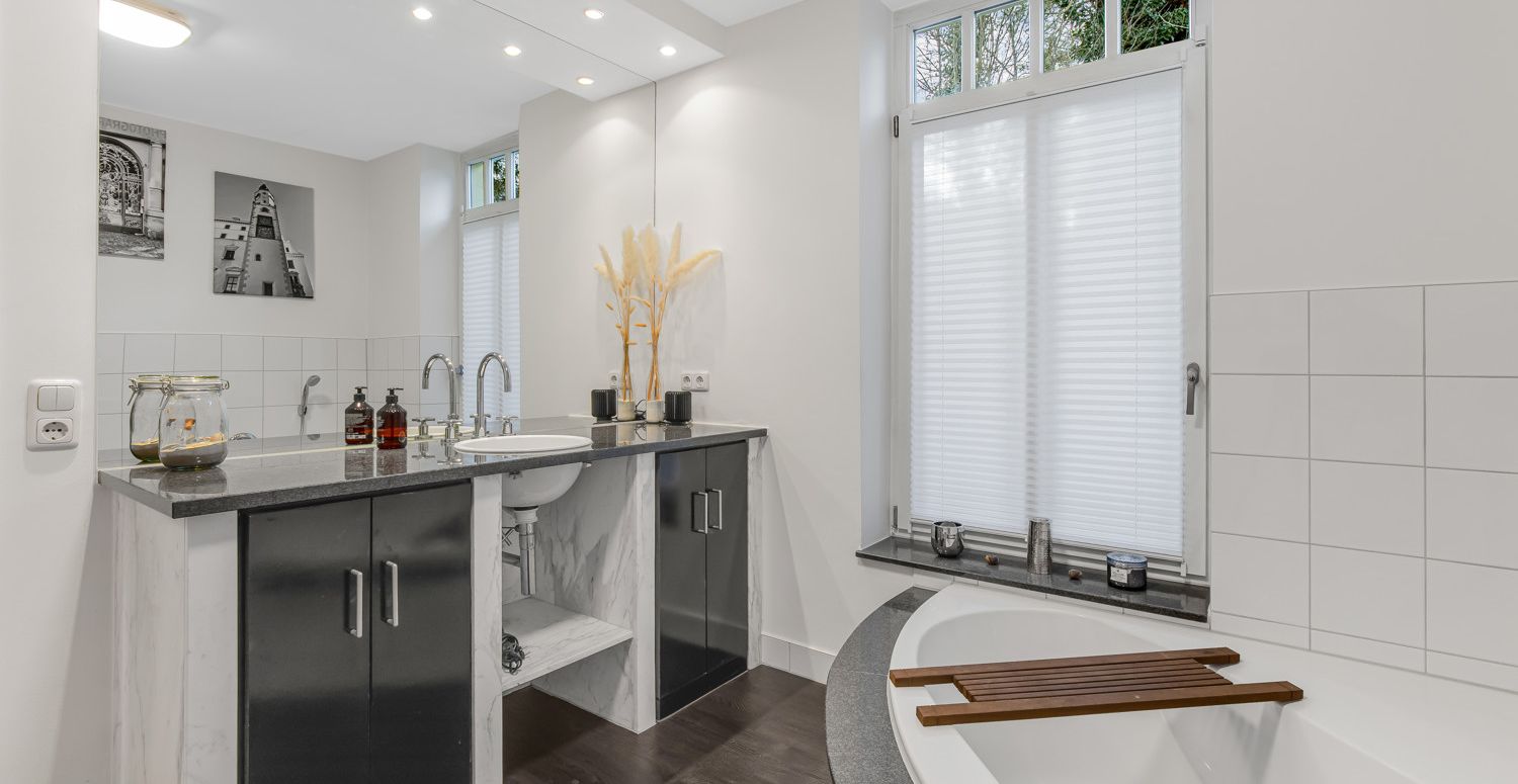 Badezimmer EG
