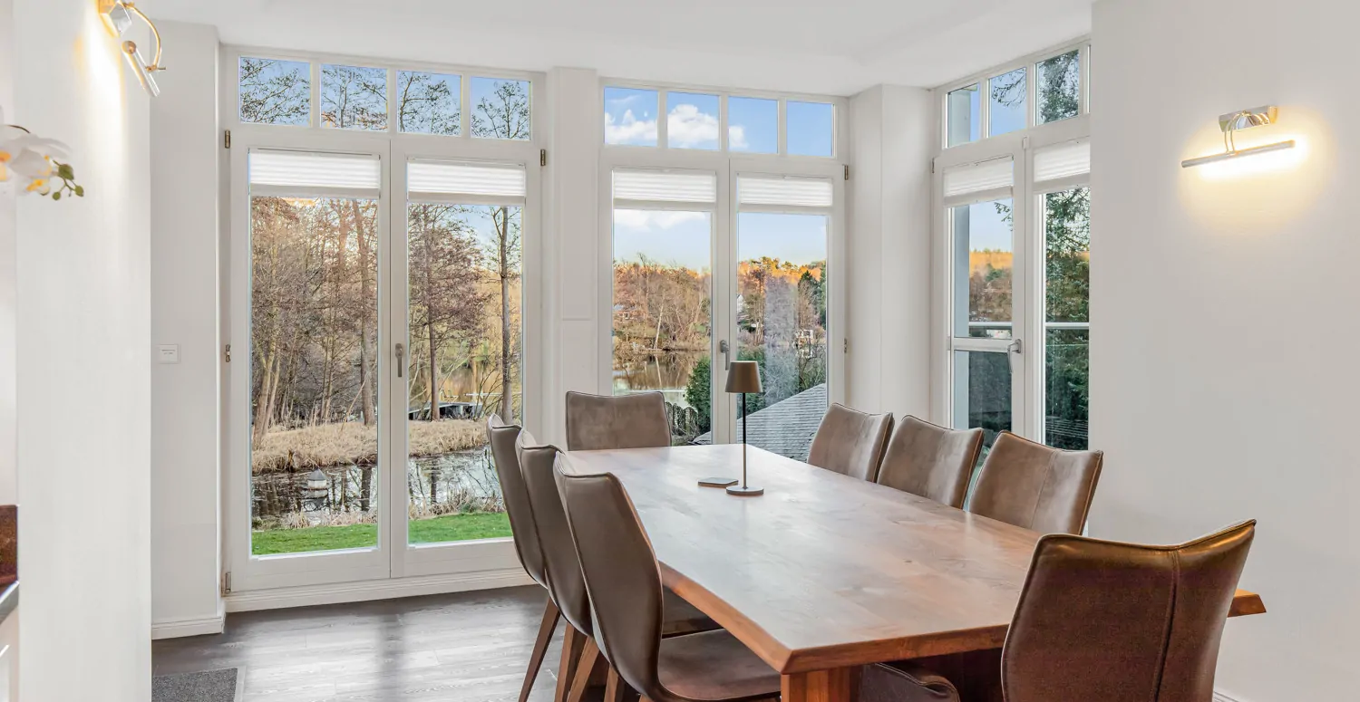 Essbereich mit Aussicht