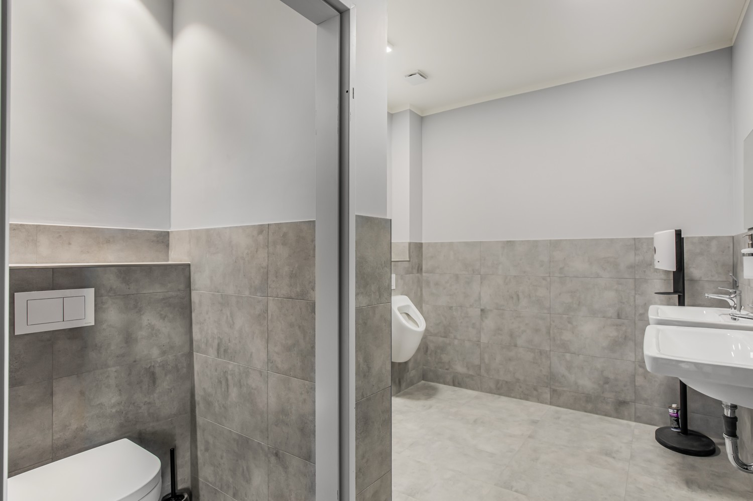WC (Einheit I) (Halle EG)