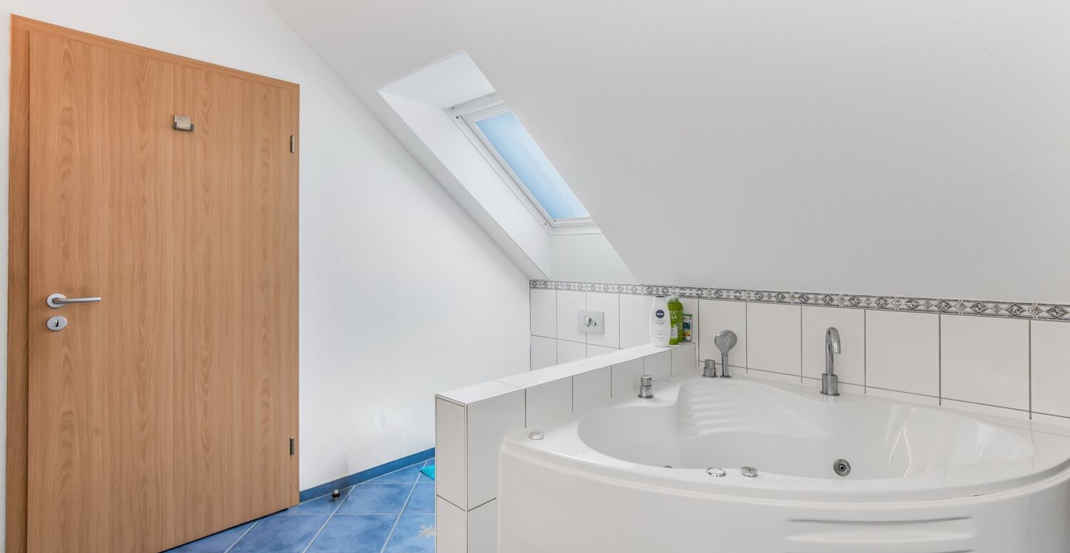 Badezimmer Ansicht III