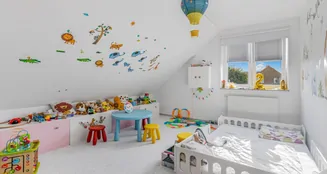 von_poll_real_estate_property_25053111_image_4