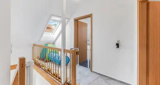 von_poll_real_estate_property_25053111_image_10