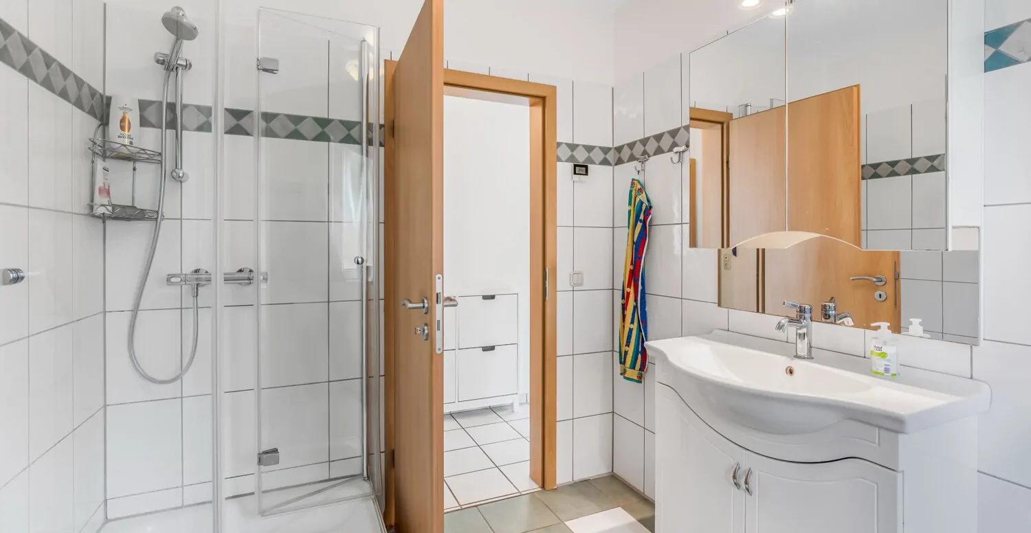 Gäste Duschbad Ansicht II