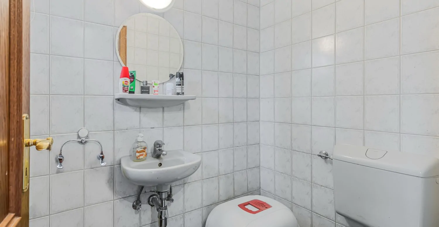 Gäste-WC Erdgeschoss