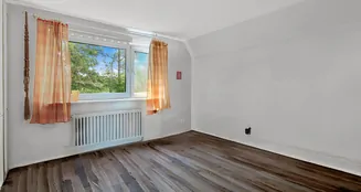 von_poll_real_estate_property_25053075_image_4