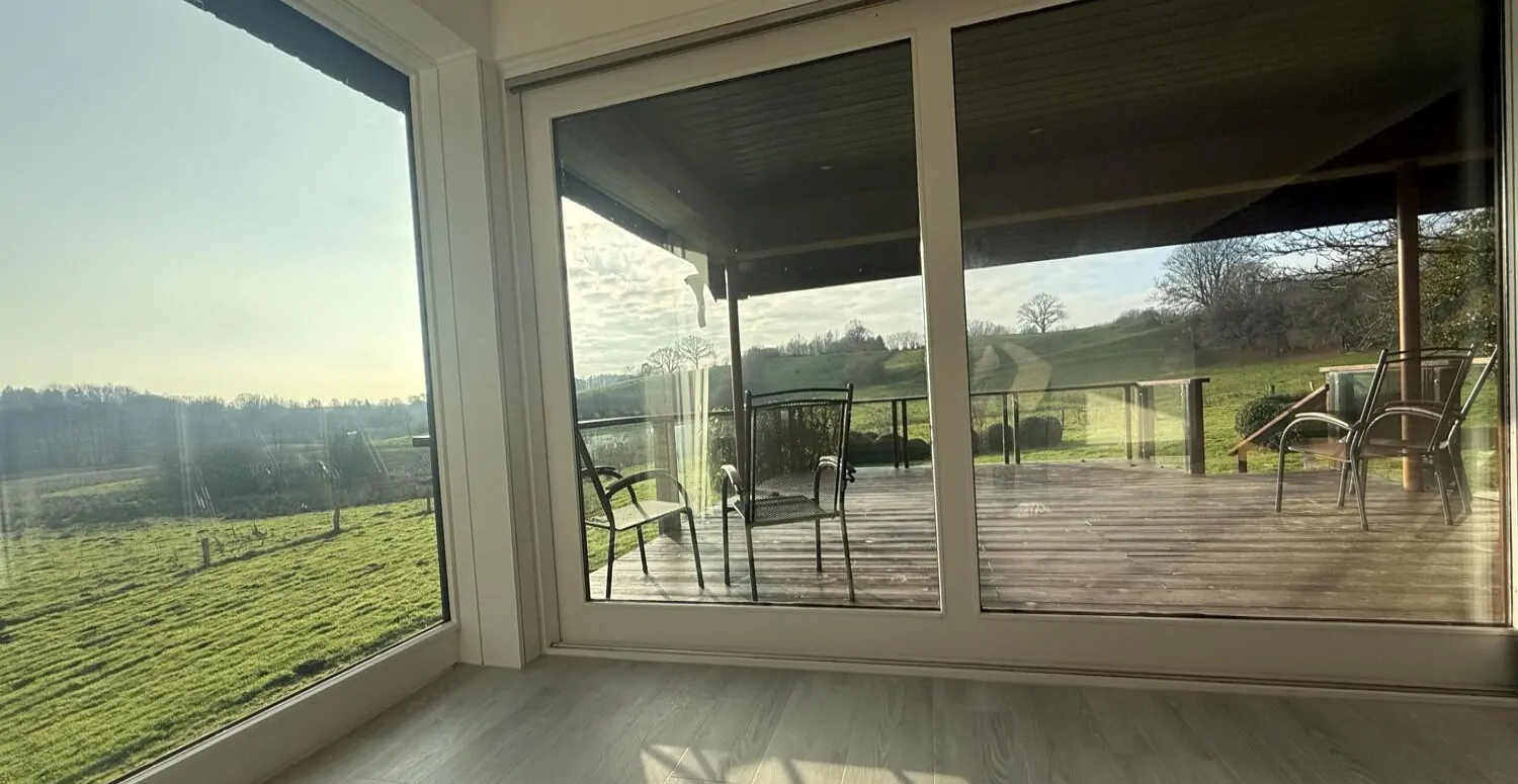 eeeedd47-39d3-4299-9155-e34eafc35356