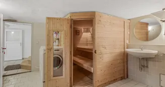 von_poll_real_estate_property_25053149_image_13