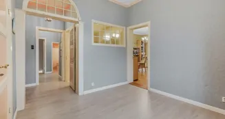 von_poll_real_estate_property_25053149_image_7