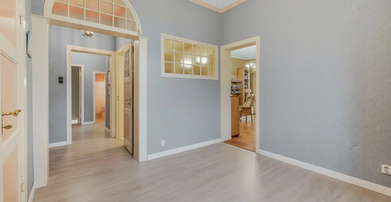 Entrée EG - ohne Möblierung (KI)