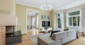 von_poll_real_estate_property_25053149_image_1