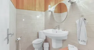 von_poll_real_estate_property_25053149_image_12