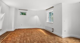 von_poll_real_estate_property_24471165.10_image_5