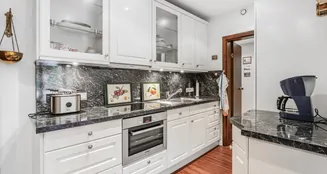 von_poll_real_estate_property_25053073.10_image_3