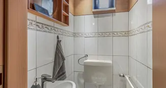 von_poll_real_estate_property_25053100_image_7