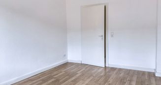 von_poll_real_estate_property_25053114_image_1