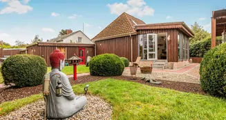 von_poll_real_estate_property_25053121_image_0