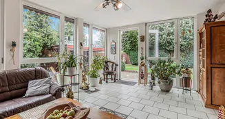 von_poll_real_estate_property_25053121_image_5