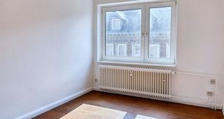 von_poll_real_estate_property_25053117_image_0