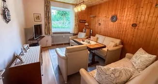 von_poll_real_estate_property_25053096.1_image_1