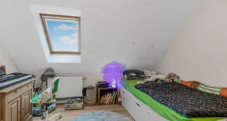 von_poll_real_estate_property_25053175_image_4