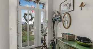 von_poll_real_estate_property_25053175_image_15